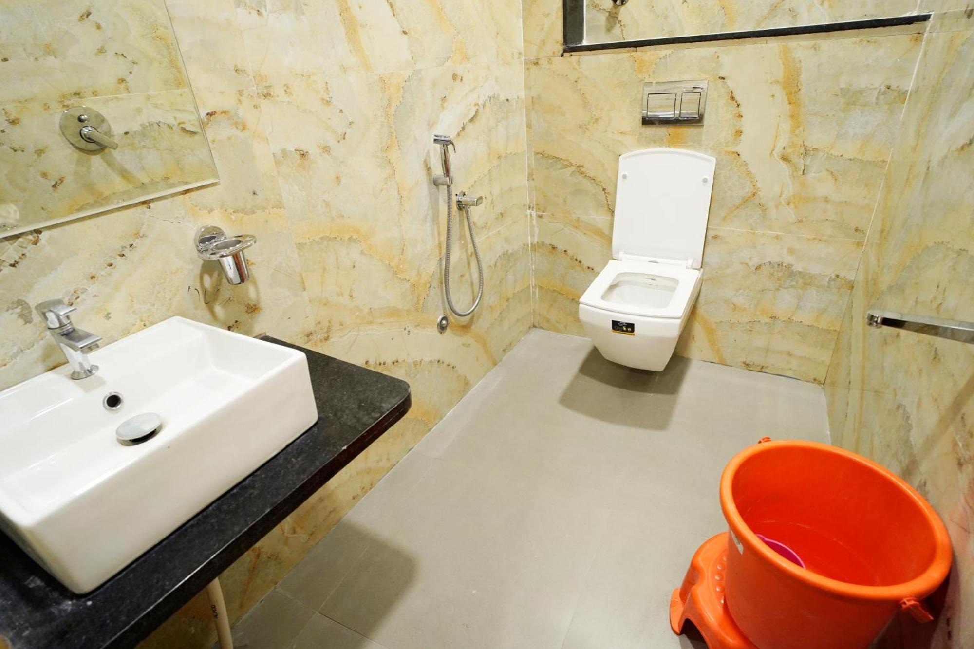 Hotel New Sundaram 150 Mtrs From Dargah Ατζμέρ Εξωτερικό φωτογραφία