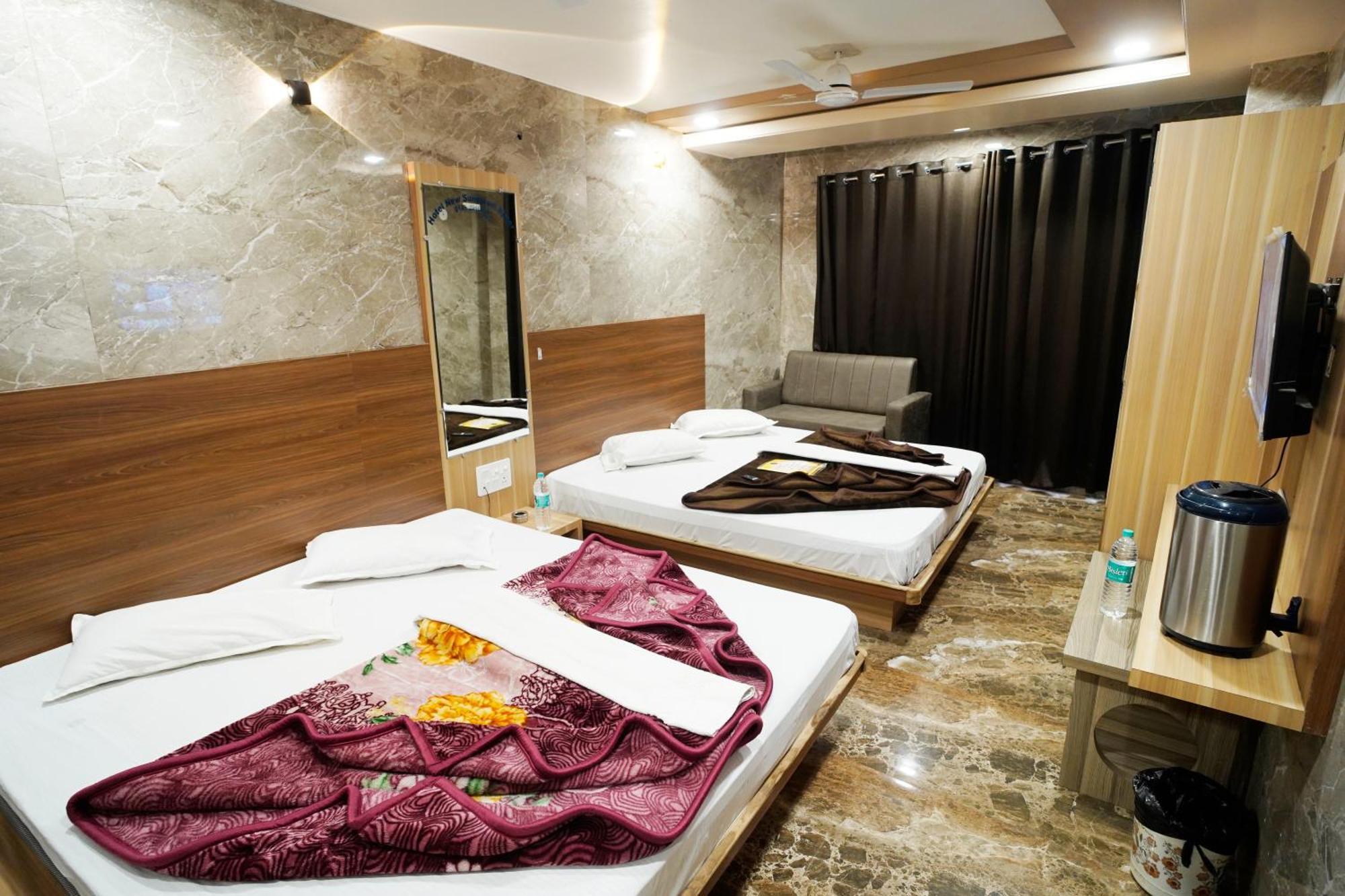 Hotel New Sundaram 150 Mtrs From Dargah Ατζμέρ Εξωτερικό φωτογραφία