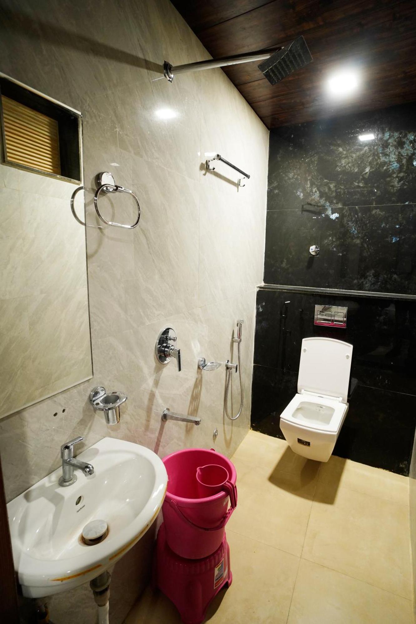 Hotel New Sundaram 150 Mtrs From Dargah Ατζμέρ Εξωτερικό φωτογραφία