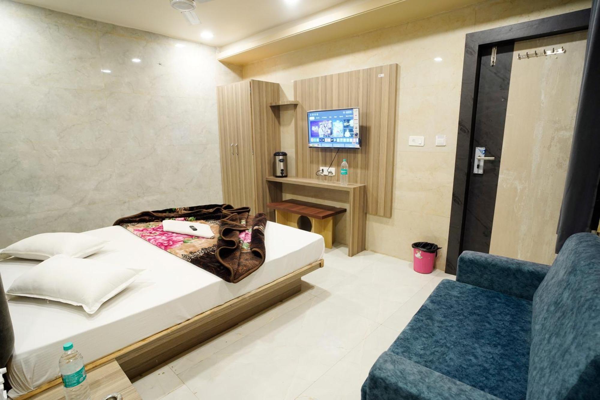 Hotel New Sundaram 150 Mtrs From Dargah Ατζμέρ Εξωτερικό φωτογραφία